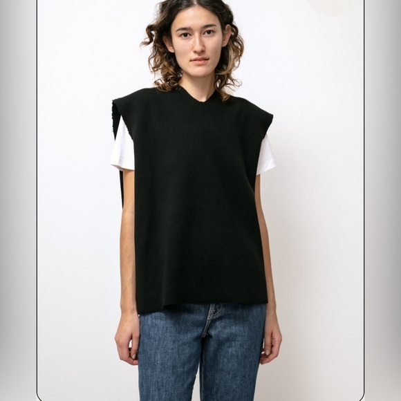 CAMIEL FORTGENSHEAVY RIB SPENCER KNIT VEST - BLACK - Picture 6 of 8